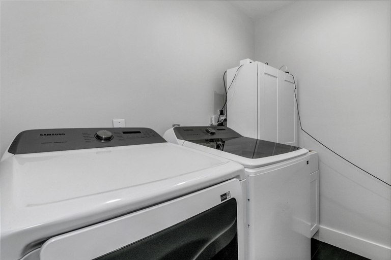 Bathroom 3, Bigfoot Manor, McDowell