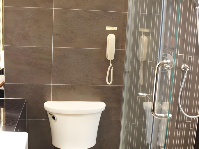 Bathroom 5