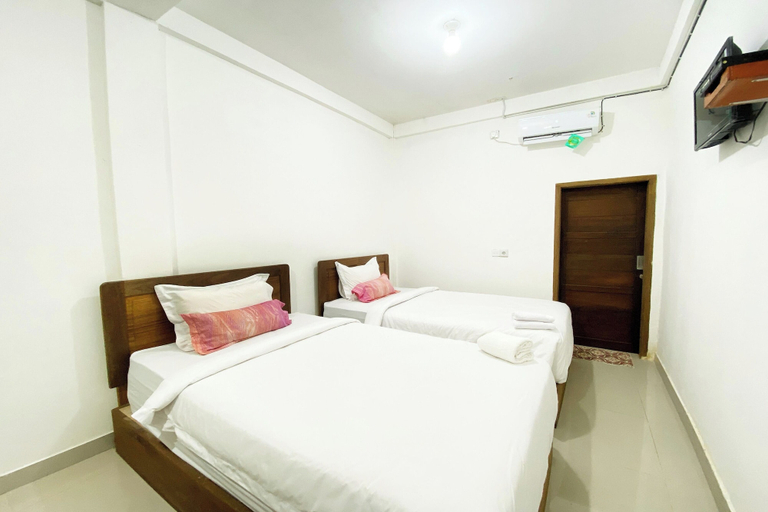 Bedroom 3, Bujai Mentawai Griya Hotel, Kepulauan Mentawai