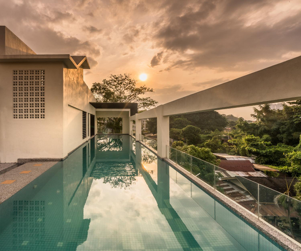 Sport & Beauty 2, Treasures Hotel and Suites, Malacca City
