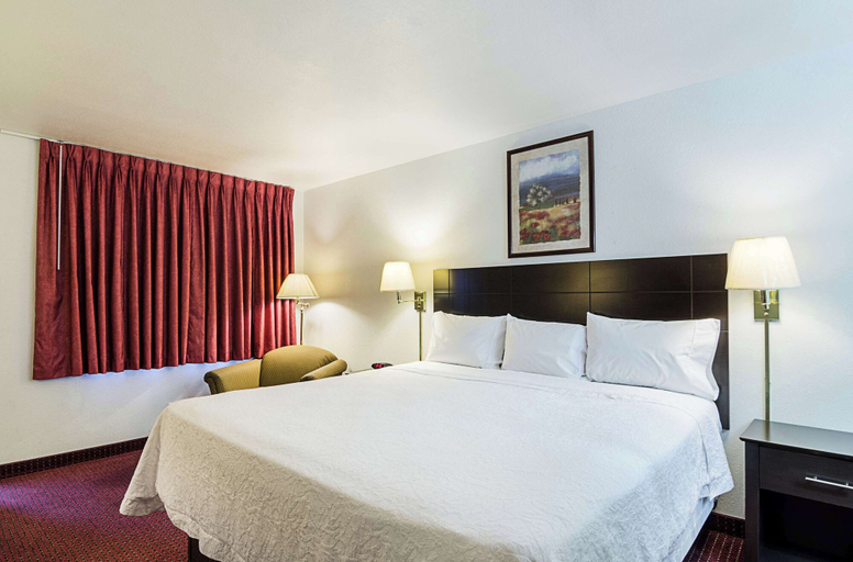 Bedroom 3, Rodeway Inn Liberal, Seward