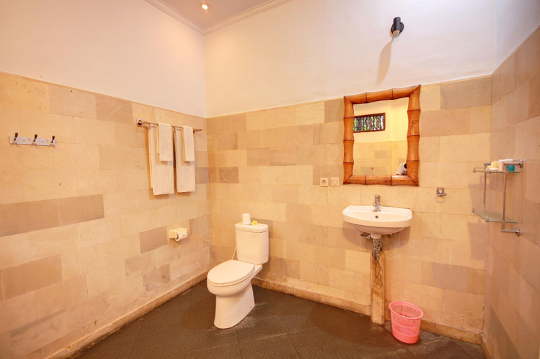 Bathroom 4