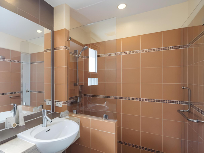 Bathroom 6
