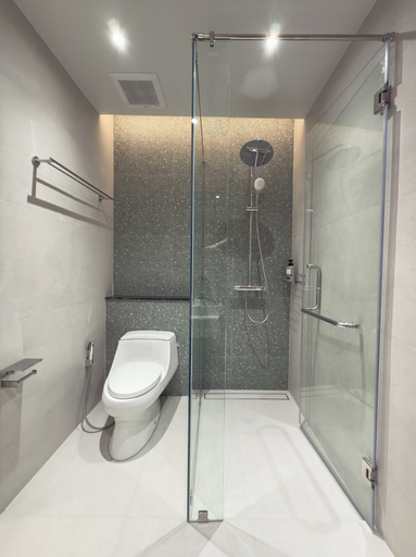 Bathroom 4, Phi Phi at Pier, Mueang Krabi