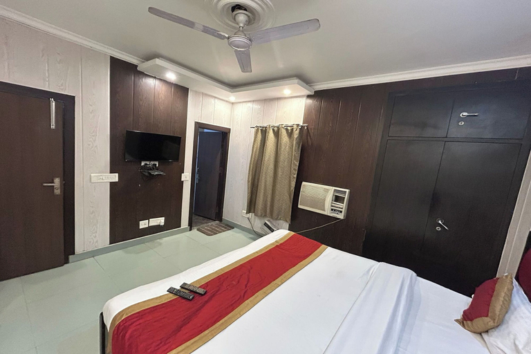 Bedroom 2, Hotel B K House, Gautam Buddha Nagar