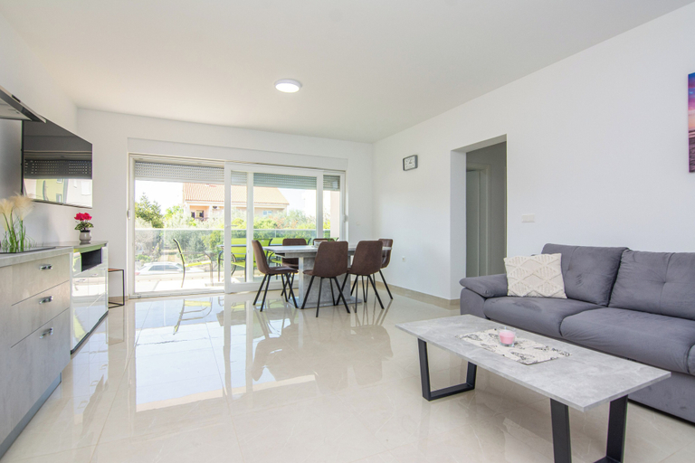 Others 5, Apartments Grabovickic, Vir