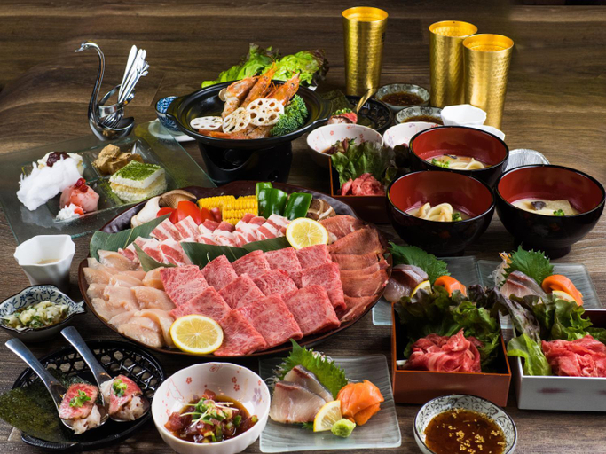 Food & Drinks 7