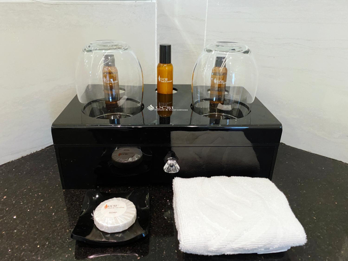 Amenities 8