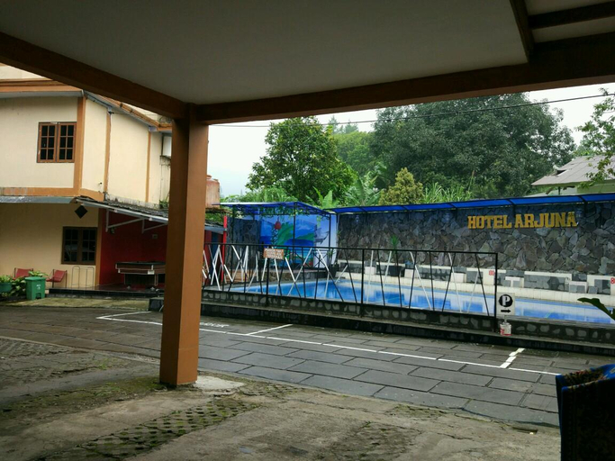 Exterior & Views 4, Hotel Arjuna, Bogor