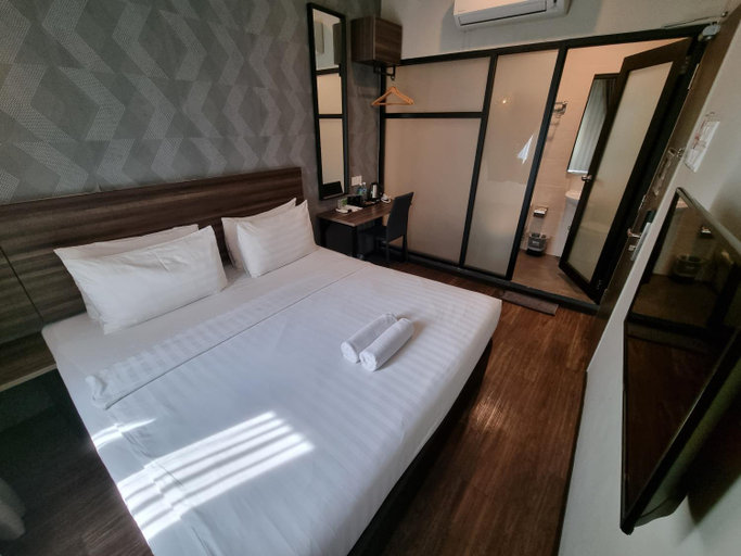 Bedroom 9