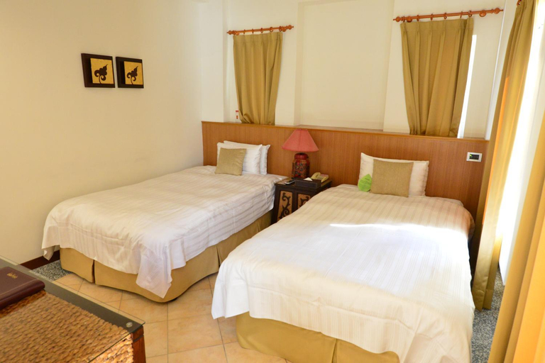 Bedroom 3, Papago International Resort, Taitung