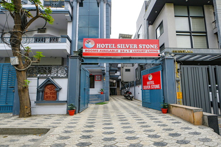 Exterior & Views 2, Fabhotel Silver Stone, Gautam Buddha Nagar