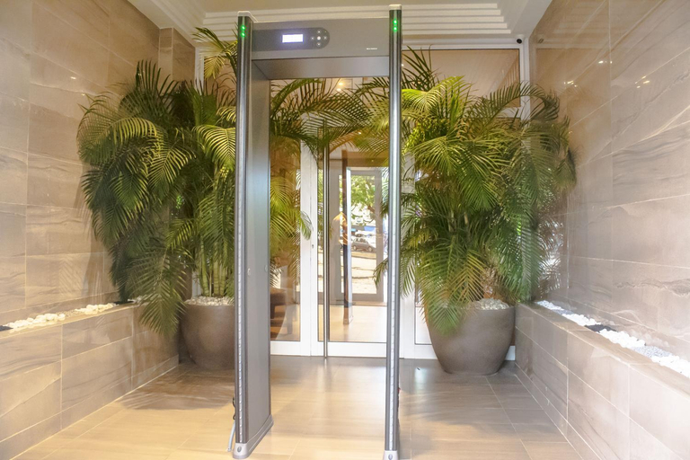 Public Area 3, Residence Maryka II, Cotonou