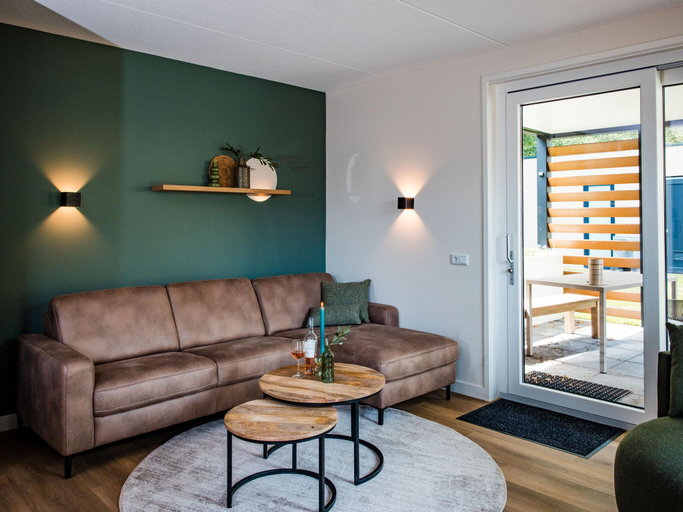 Others 5, Chalet in Veluwe with Peaceful Surroundings, Barneveld