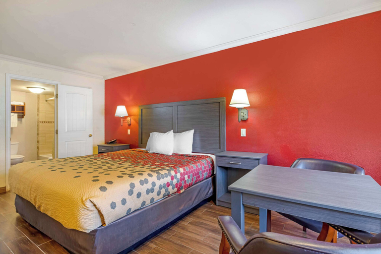 Bedroom 5, Econo Lodge Moreno Valley, Riverside
