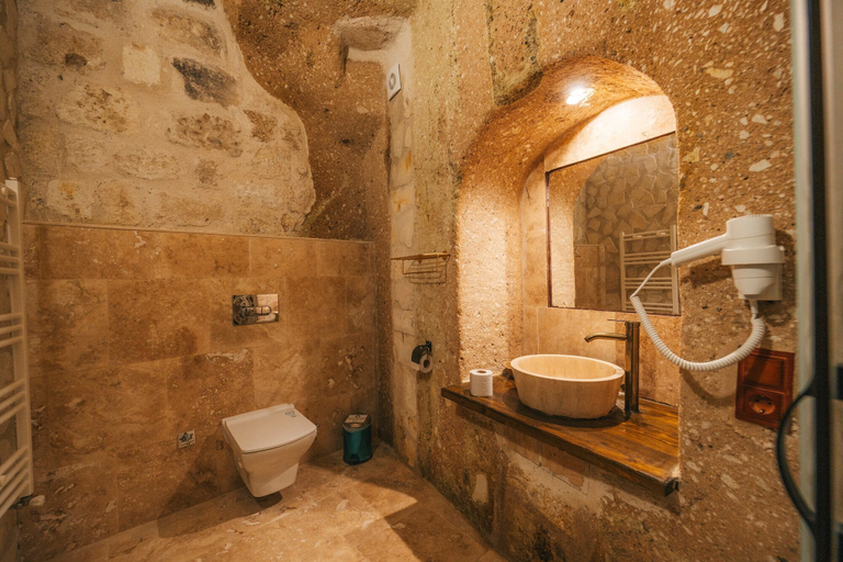 Bathroom 5, Cappatria Cave House, Ürgüp