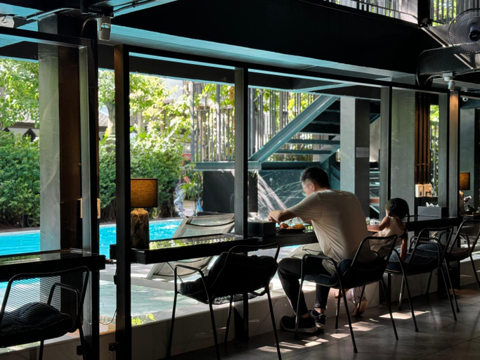 Food & Drinks 5, POR Santitham, Muang Chiang Mai