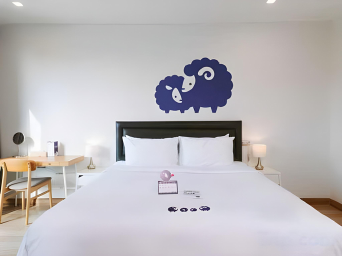 Bedroom 13