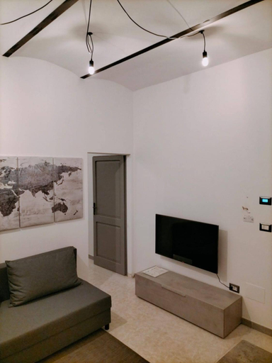 Others 4, Queen apartment al Palazzetto, Perugia