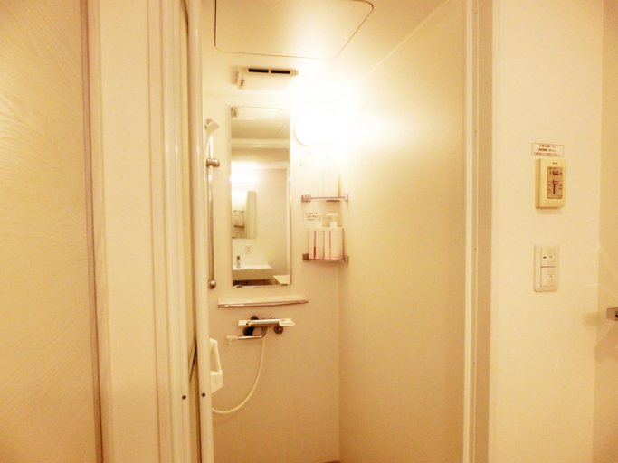 Bathroom 3, Guesthouse TOHO Learning House, Nagoya
