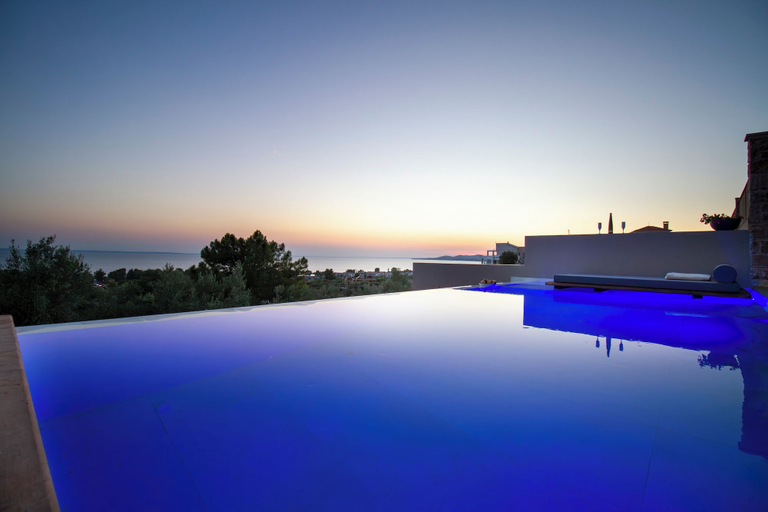 Sport & Beauty 4, Lithos Villas, Central Macedonia