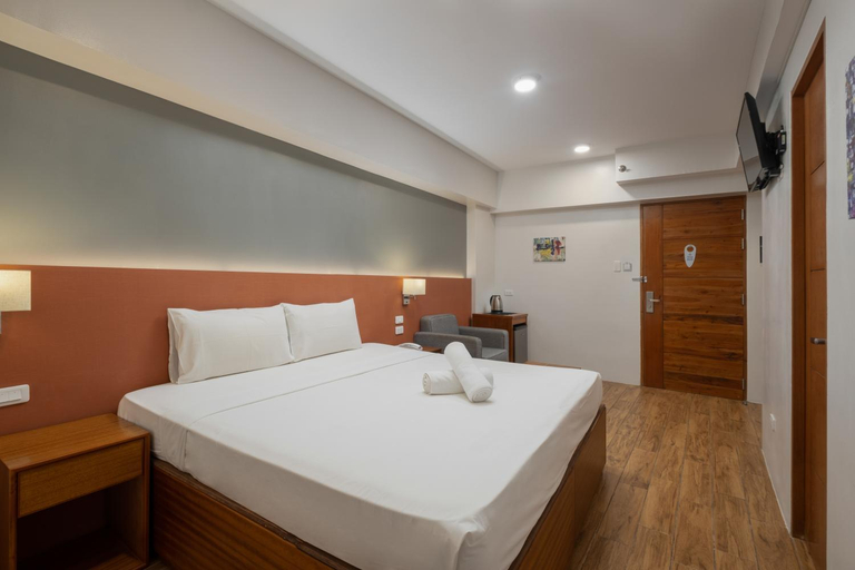Bedroom 3, iHotel Uptown BGC , Taguig