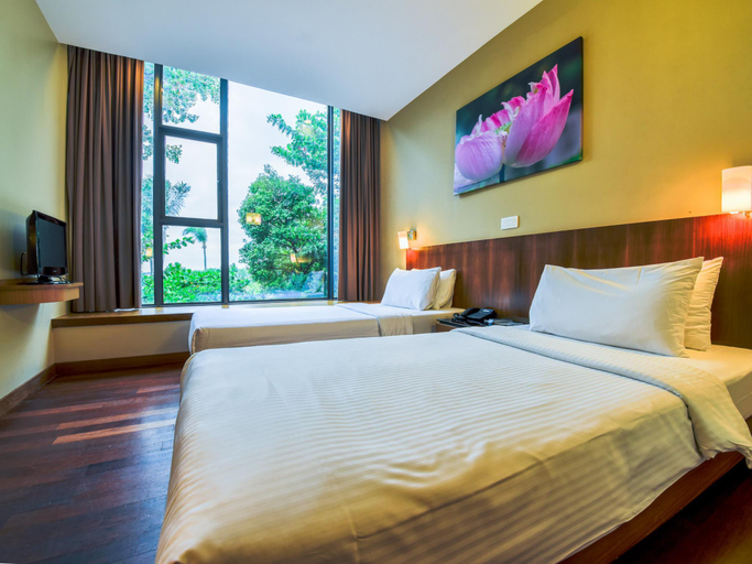 Bedroom 25