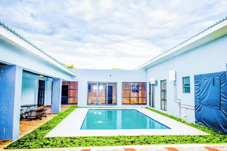 Sport & Beauty, Sewelo Inn, Ngamiland East