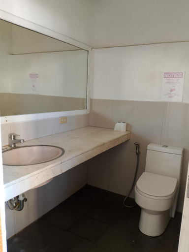 Bathroom 7