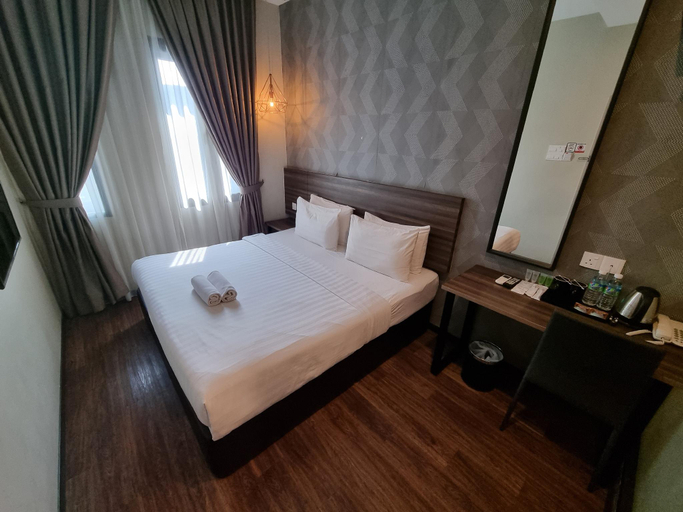Bedroom 6