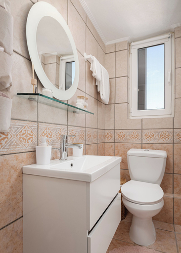 Bathroom 3, LaGon Luxury Villa, Attica