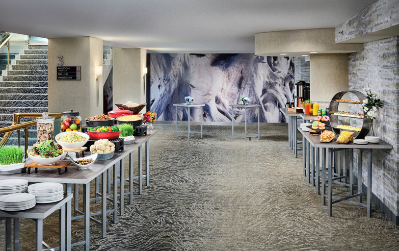 Food & Drinks 5, Radisson Blu Toronto Downtown, Toronto