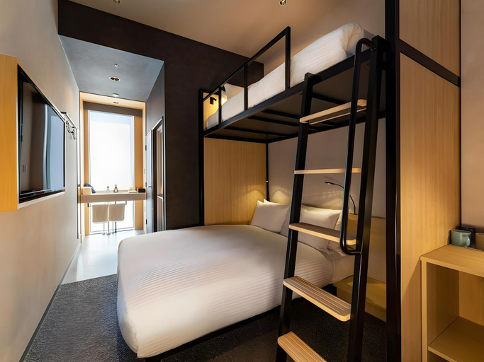 Bedroom 18