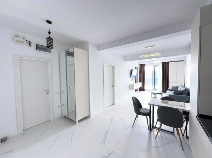 Others 5, Wave 6 Apartments, Navodari