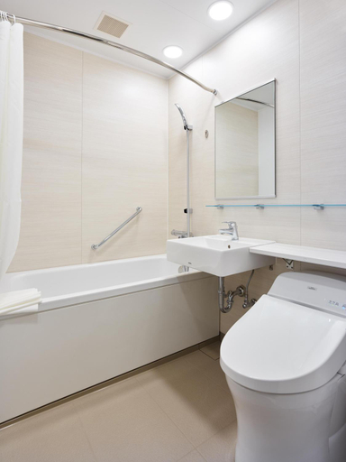 Bathroom 11