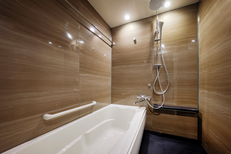 Bathroom 5, Minn Karasuma Gojo Kyoto Station, Kyoto