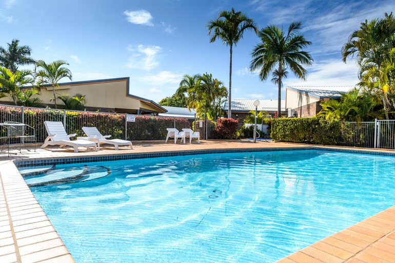 Sport & Beauty 5, Smart Motels Bert Hinkler , Bundaberg
