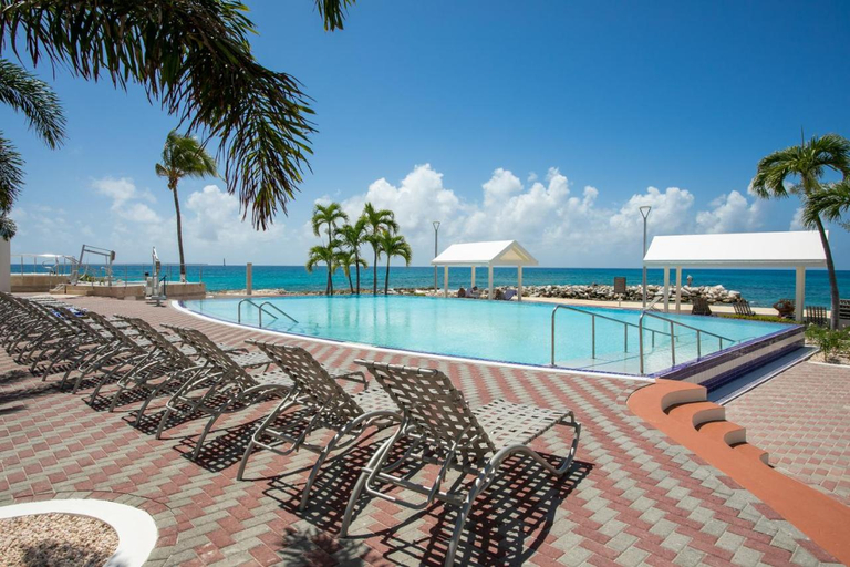 Sport & Beauty 2, Hilton Vacation Club Flamingo Beach St. Maarten