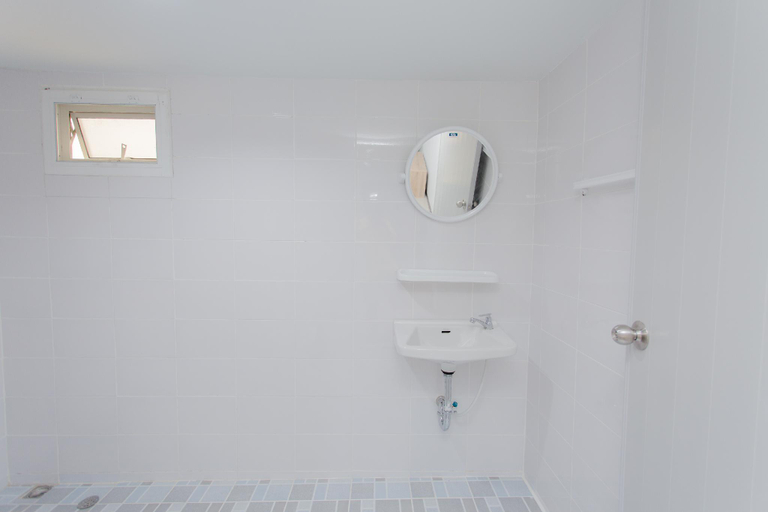 Bathroom 4