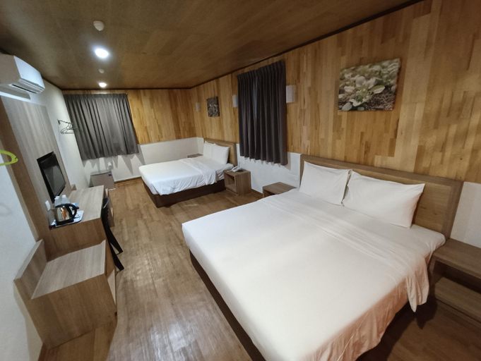 Bedroom 8