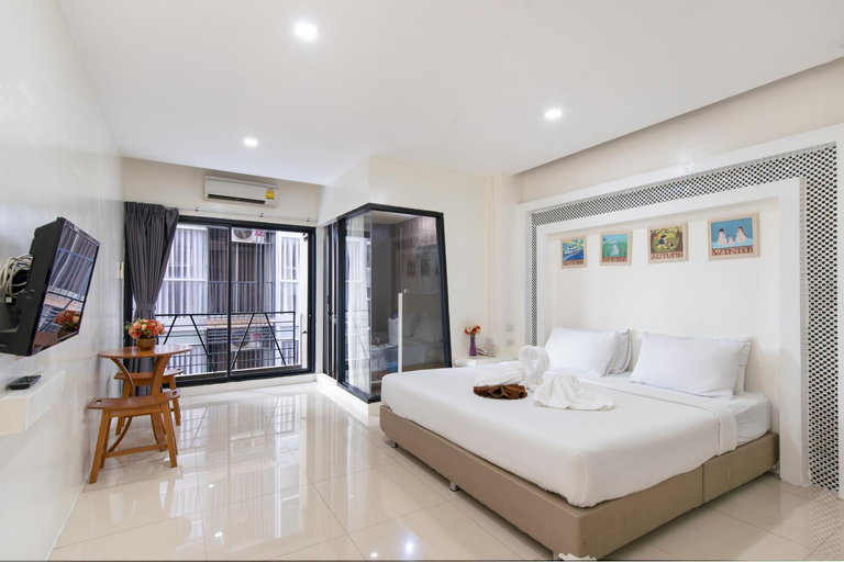 Bedroom 3, Baron Zotel Bangkok, Bang Kapi