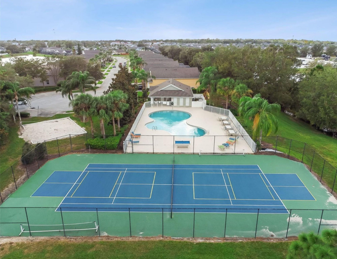 Room 2, Glenbrook Vacation Pool Spa Home, Lake