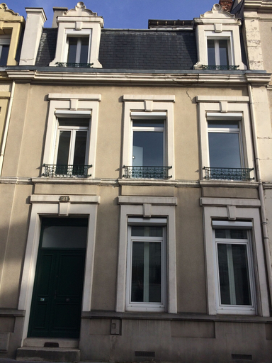 Exterior & Views, Sacrés Apparts, Marne