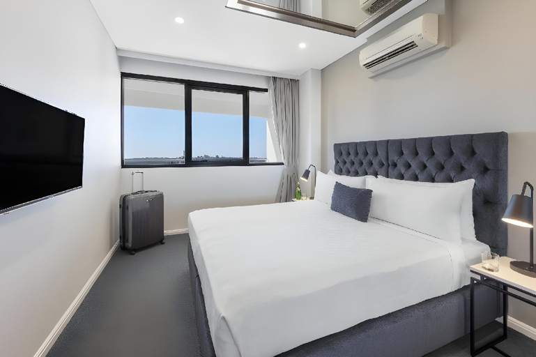 Bedroom 12