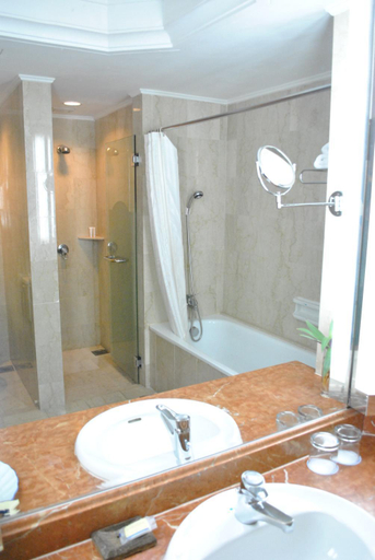 Bathroom 3