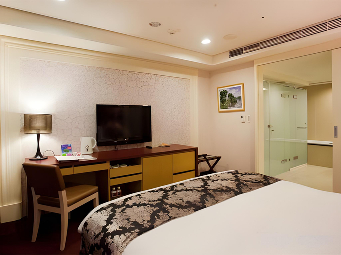 Bedroom 3, Golden Tulip Zhong Xin Hotel Taichung, Taichung