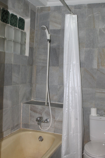 Bathroom 4