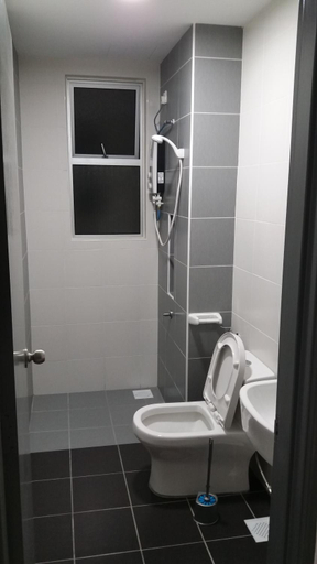 Bathroom 5, The Aliff Residences, Johor Bahru