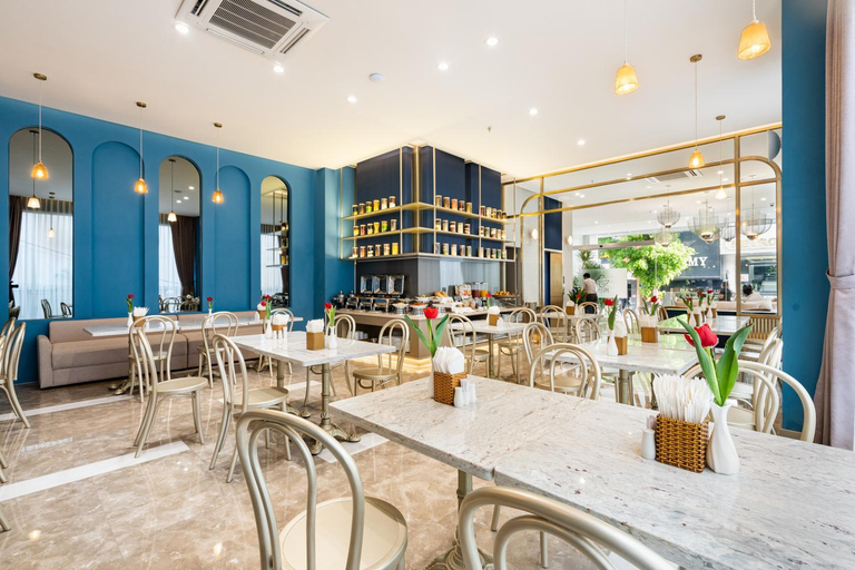 Food & Drinks 5, Jovia Hotel, District 1