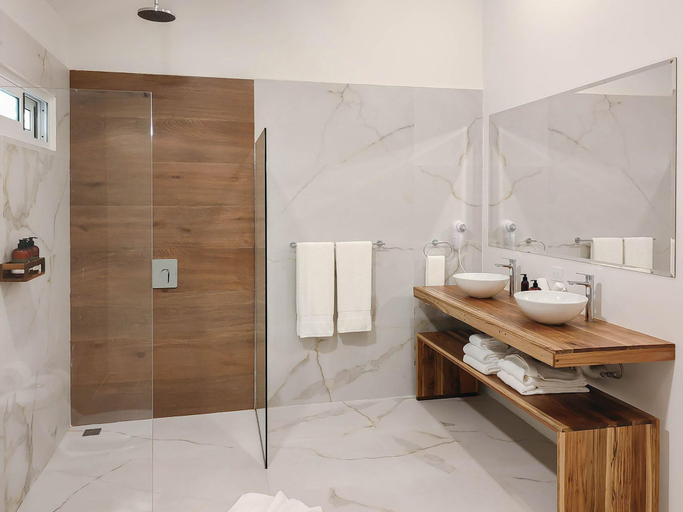 Bathroom 4, Cloud Forest Lodge, Puntarenas